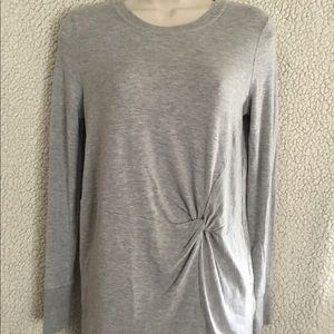 SALE❌️ Athleta Long Length Top